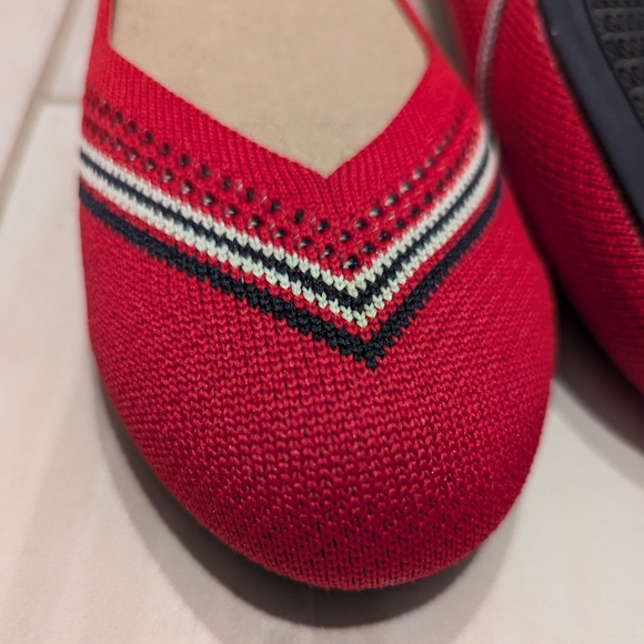 Rothy's The Flat Red Stripe Cherry 9.5 like new - Picture 4 of 8